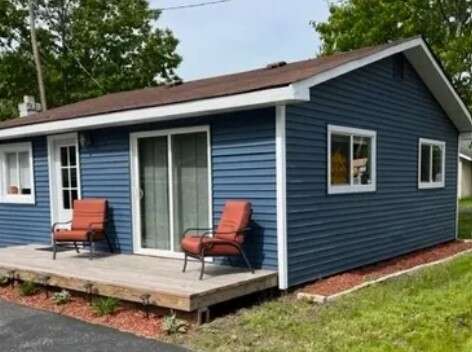 {[property.location_name]}